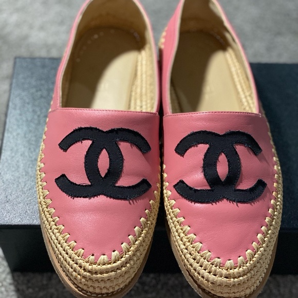 Chanel Espadrilles limited edition - Picture 2 of 4